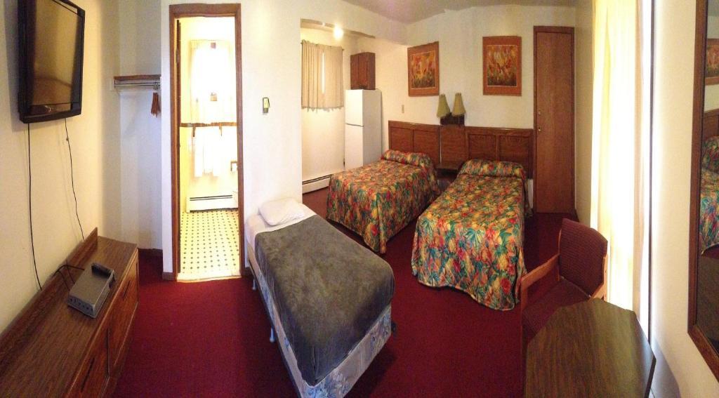 Chateau Motor Lodge Grand Island Chambre photo